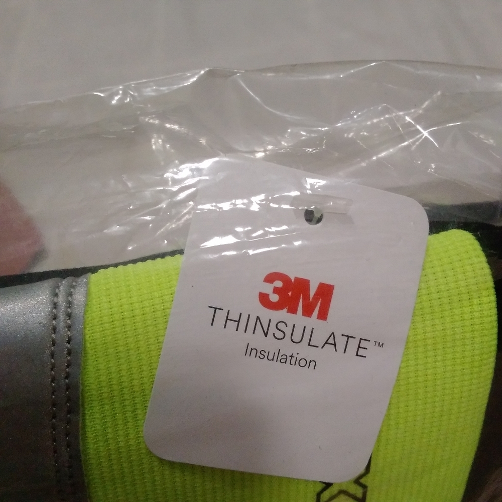 NEW FedEx Waterproof Lined Winter Gloves 2XL - Picture 3 of 4